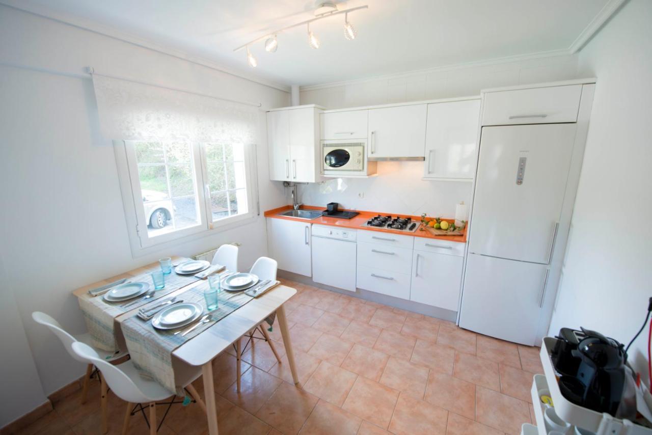 Apartamentos Turisticos Bizkar Bare Sopuerta Bagian luar foto