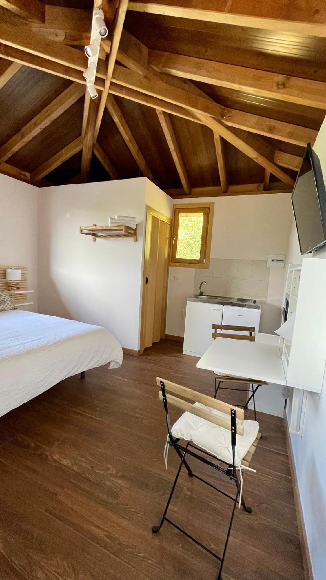 Apartamentos Turisticos Bizkar Bare Sopuerta Bagian luar foto